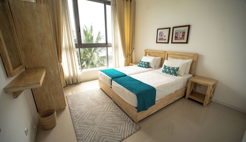 Deluxe Apartment, 2 Bedrooms, Kitchen, Partial Sea View
