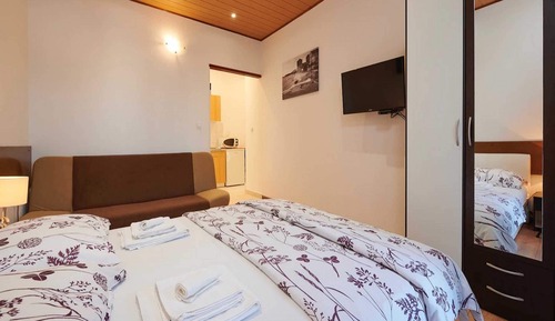 Apartment (Studio Apartment with Terrace 2 (Fili)