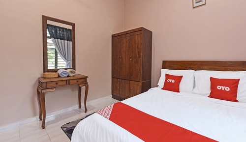 Room, 4 Bedrooms