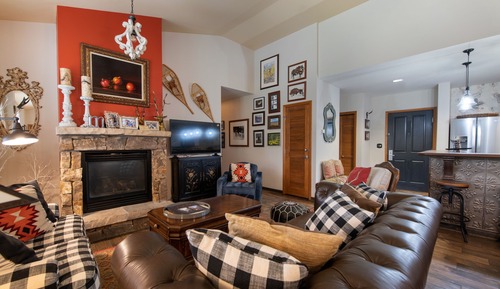 Condo, 3 Bedrooms