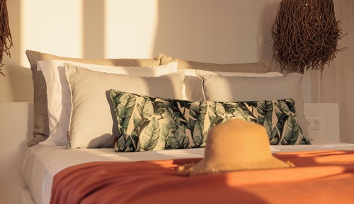 Deluxe Maisonette with Hot Tub