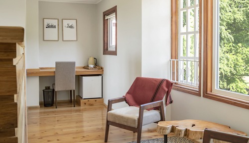 Junior Studio Suite