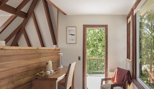 Deluxe Studio Suite
