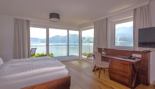 Panoramic Studio, Lake View, Lakeside