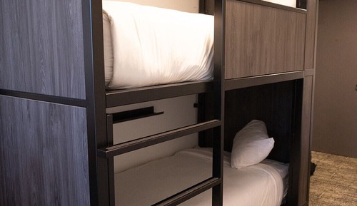 Family 1 Queen Room, 1 Twin Bunk Beds, Shared Bathroom