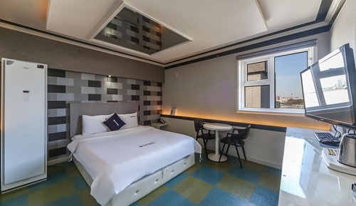 Room (VVIP (Styler 1 Top Performing PC Sing)