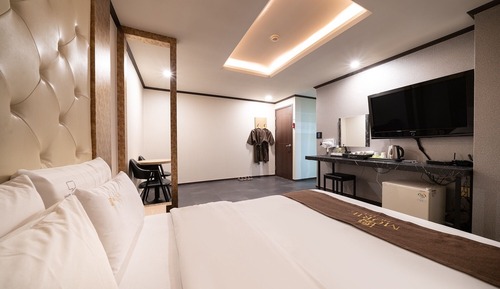Room (Special Room)