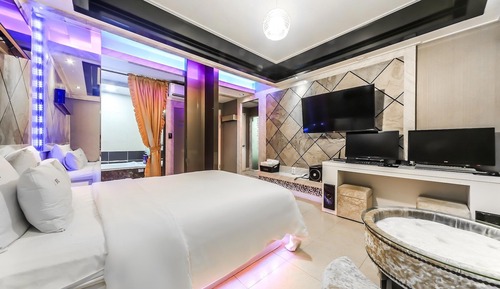 Room (Standard)