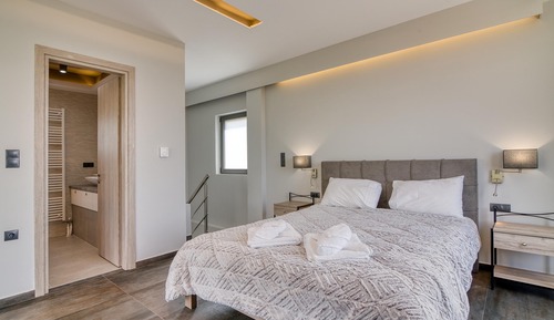 Family House, 2 Bedrooms, 2 Bathrooms (Serenity Suites Sea View 2)