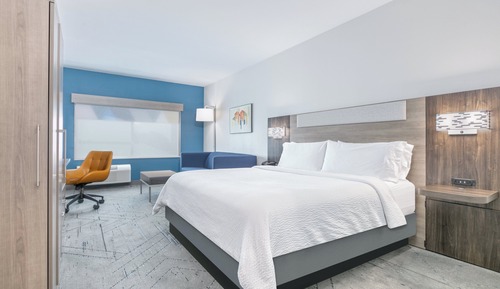 Suite, 1 King Bed