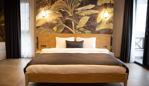 Deluxe Room, Non Smoking, Mountain View