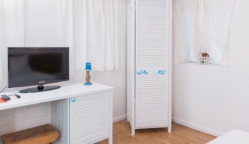 Deluxe Studio Suite