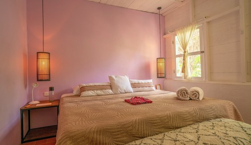 The Morado Room at the Beach Casita