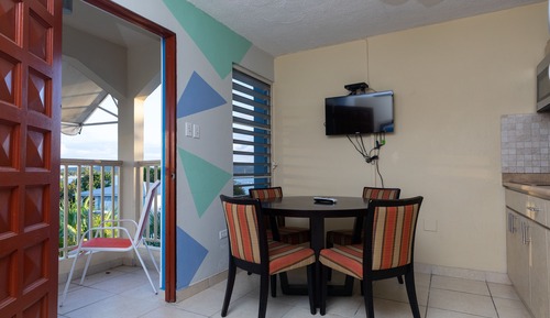 Deluxe Studio Suite