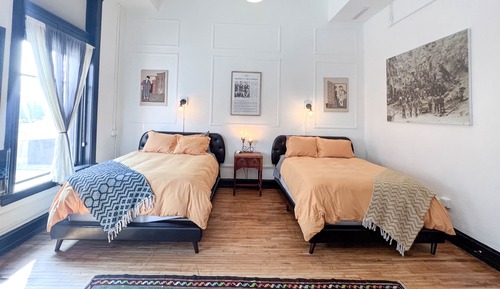 Merrit Brothers - Suite 13