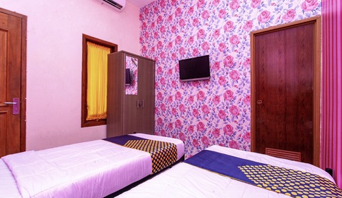Basic Twin Room