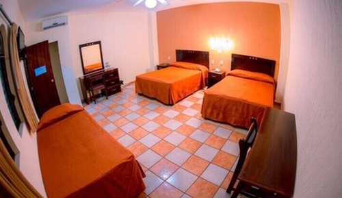Traditional Triple Room, Multiple Beds, Ensuite