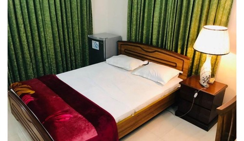 Deluxe Room, 1 Double Bed, Smoking, Garden View