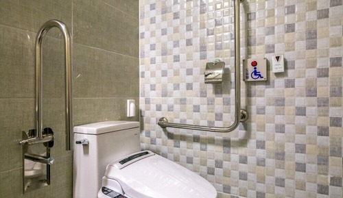 Room (Castle-dong 221)