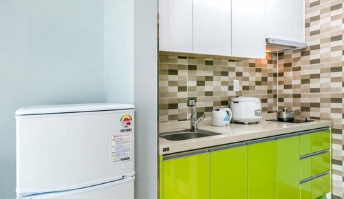 Room (Castle-dong 211)