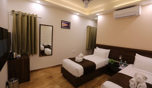Standard Twin Room