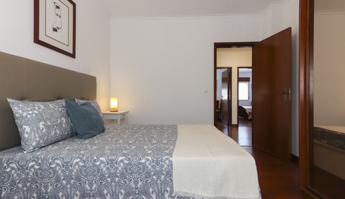 Double Room, Shared Bathroom (1)