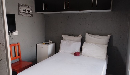 Standard Double Room, 1 Queen Bed