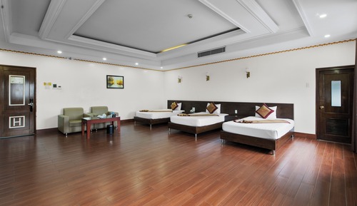 Premier Triple Room