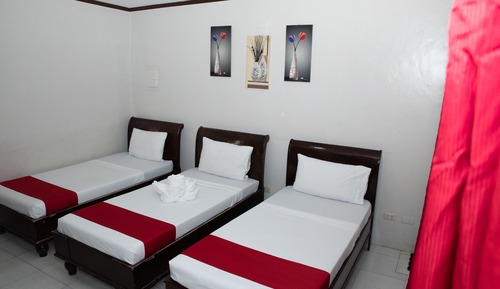 Basic Triple Room