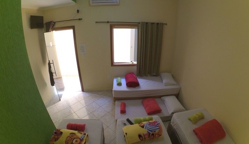 Family Room, Multiple Beds