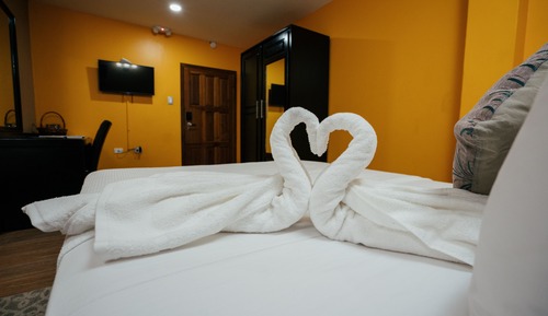 Deluxe Suite, 1 King Bed