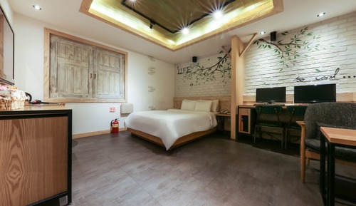 Premium Double Room