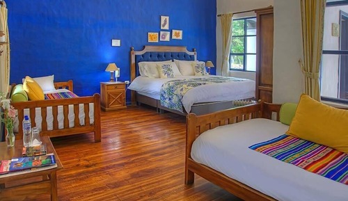 Family Room, Mountain View
