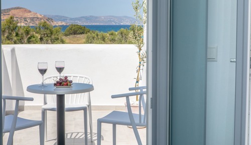 Suite, Sea View