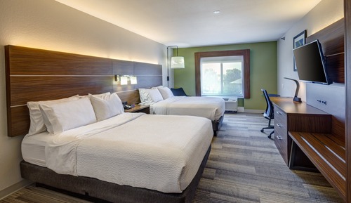 Standard Room, 2 Queen Beds
