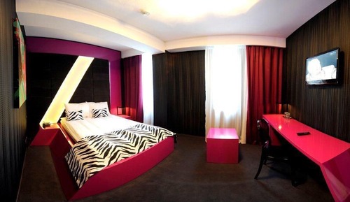 Deluxe Double Room Single Use