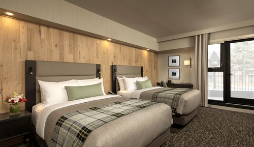 Standard Room, 2 Queen beds, Partial View with Balcony