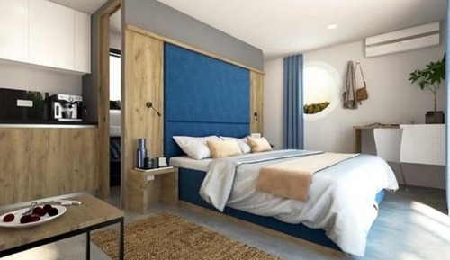 Suite, Overwater