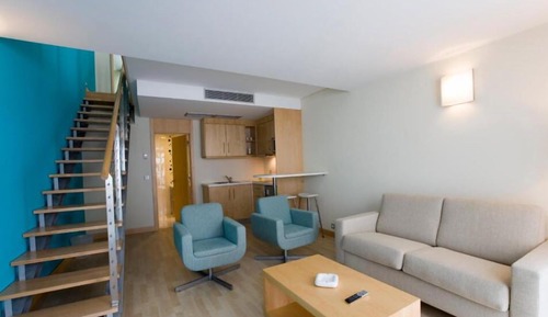 Family Room, Kitchenette