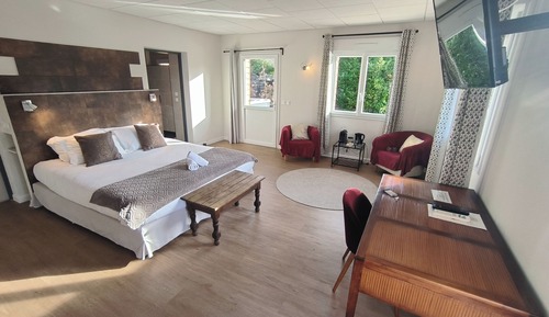 Premium Room