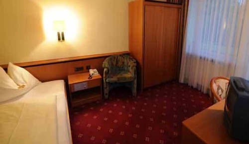Standard Single Room
