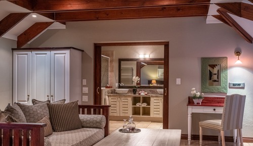 Luxury Loft Room