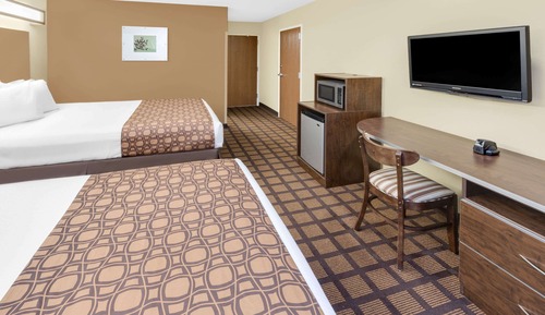 Standard Room, 2 Queen Beds
