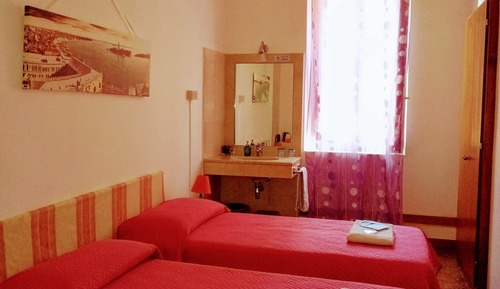 Standard Double or Twin Room, Shared Bathroom