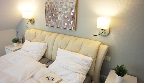 Room, 1 Queen Bed with Sofa bed