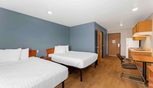 Standard Studio, 2 Queen Beds, Non Smoking, Refrigerator & Microwave