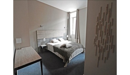 Superior Room (Chambre superieure cote Halles)