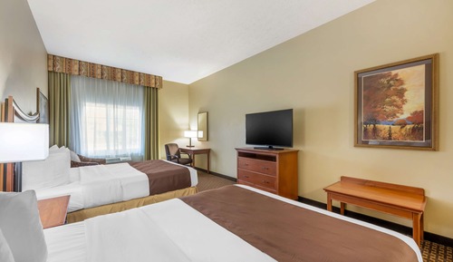 Standard Room, 2 Queen Beds, Accessible, Bathtub
