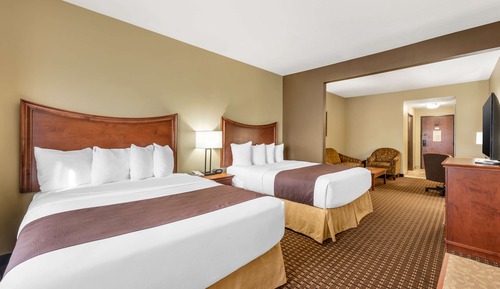 Suite, 2 Queen Beds, Accessible, Bathtub (with Sofabed)