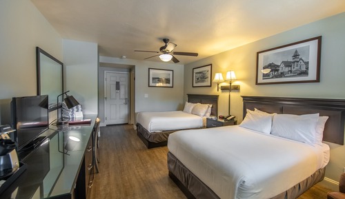 Classic Room, 2 Double Beds
